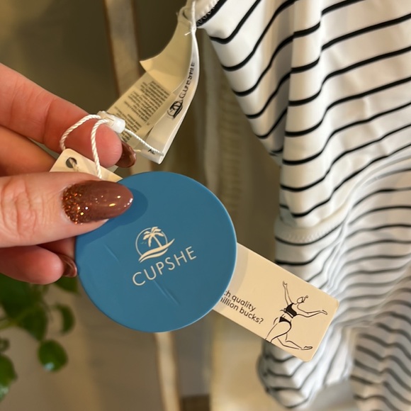 Cupshe White And Black Stripe Ruffle One Piece Swimsuit Deep V - Picture 3 of 3